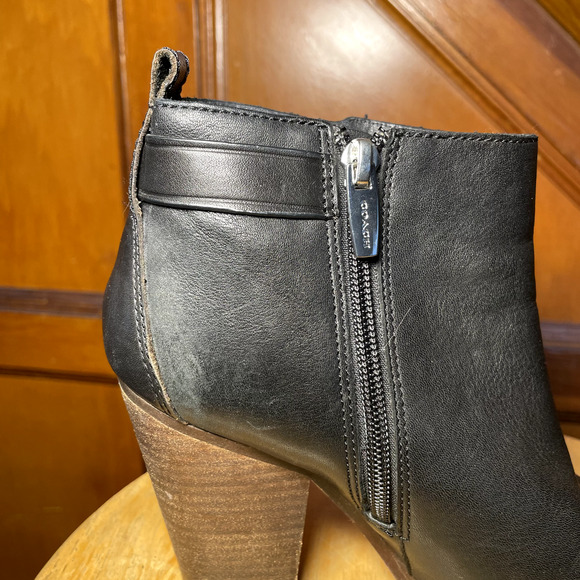 Coach Black Chelsea Brown Heel Boots - Size 6, Pre-owned, Good Condition - Picture 8 of 16